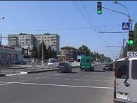 На страже безопасности пешеходов и водителей – около 100 светофоров города