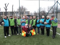 Спортивно-развлекательные соревнования в преддверии Дня здоровья прошли на стадионе Ленина