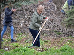 Около 49 тысяч луганчан вышли на субботник 8 апреля