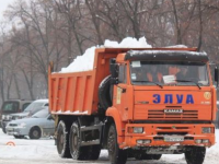 Дорожники за неделю использовали более 500 тонн противогололедной смеси